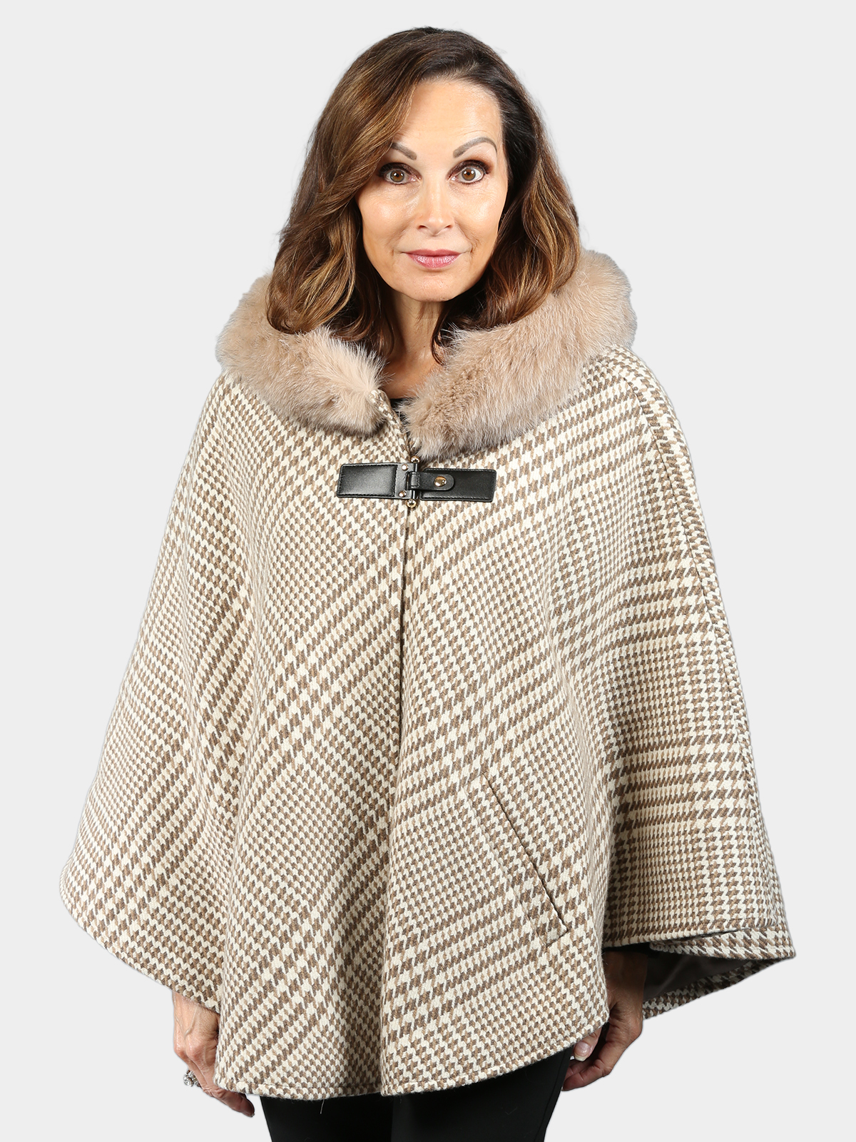 Woman's Black and Beige Houndstooth Cashmere Wool Cape