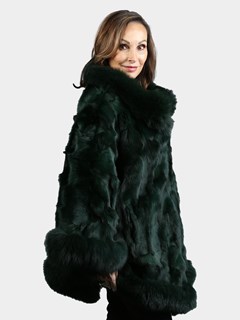 Woman's Green Fox Section Fur Poncho