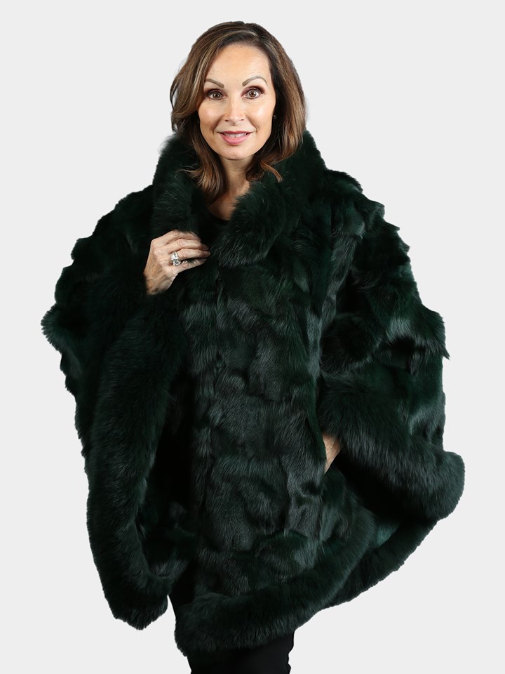 Woman's Green Fox Section Fur Poncho